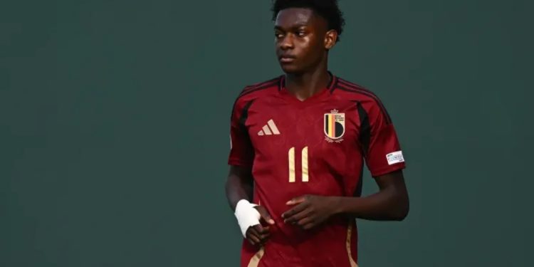 “Barselona” 18 yaşlı futbolçu aldı