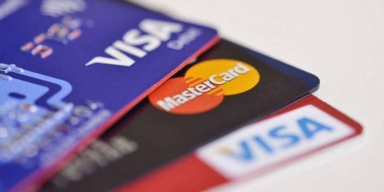 Pulsuz bank kartı alanların nəzərinə - Bu şərtləri mütləq oxuyun