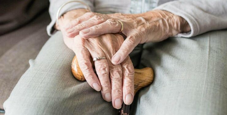 Bakıda 88 yaşlı qadın evində ölü tapıldı