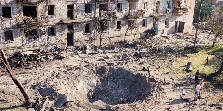 Kiyevə raket hücumu: Ölən və yaralananlar var