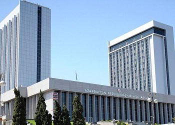 Parlamentin son iclasında 26 məsələ müzakirə olunacaq