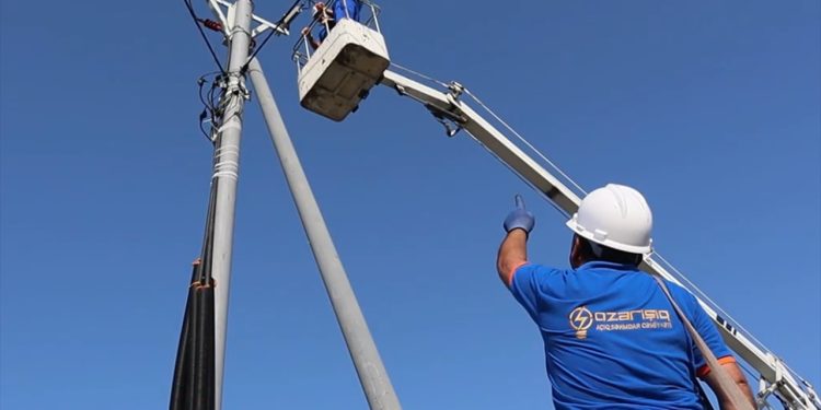 “Azərişıq” ASC Xocalı və Xocavəndin bir sıra ərazilərində elektrik təsərrüfatını yeniləyir