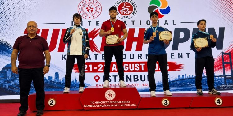 Azərbaycan karateçiləri “Turkish Open” beynəlxalq karate turnirində iki gümüş medal qazanıblar