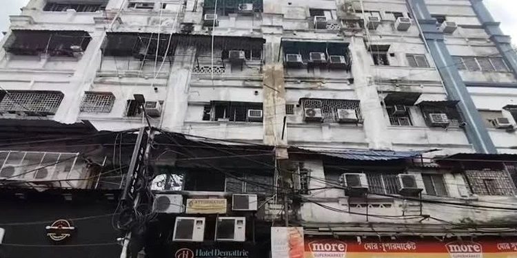 Hotel yandı: 9 ölü
