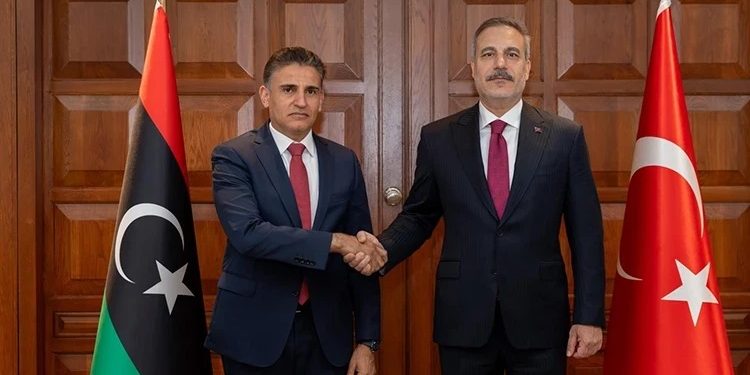 Hakan Fidan Liviya rəsmisi ilə görüşüb