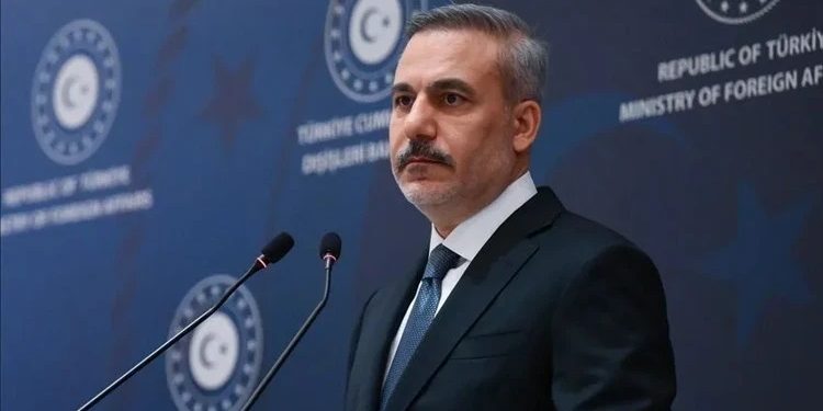 Hakan Fidan həmkarları ilə danışdı