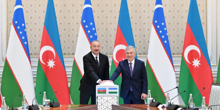 Prezidentlər İlham Əliyev və Şavkat Mirziyoyev Azərbaycanın Özbəkistanda həyata keçirdiyi layihələrin açılış və təməlqoyma mərasimində iştirak ediblər -FOTOLAR