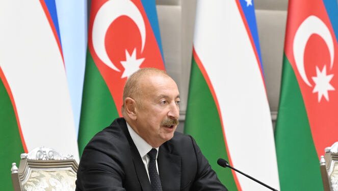 Prezident İlham Əliyev Qarabağa investisiyaların cəlb olunmasında Özbəkistan Prezidentinin xüsusi rolunu qeyd edib
