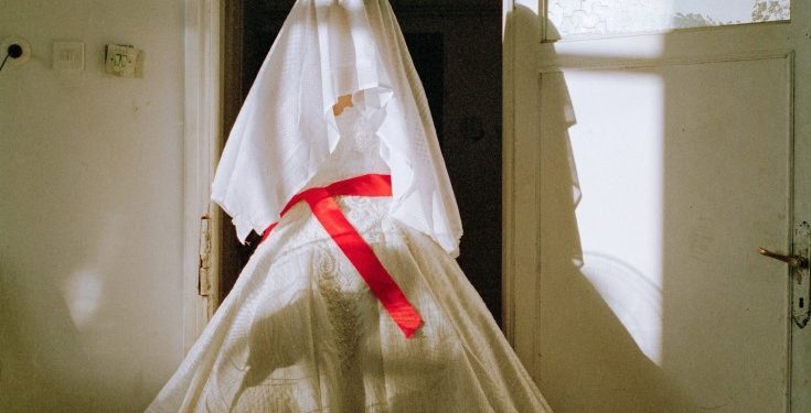 16 yaşlı qızın toyunun qarşısı alındı