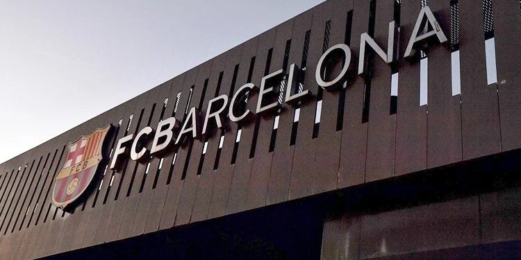Barselona Şimali Kiprdəki futbol düşərgəsindən imtina etdi