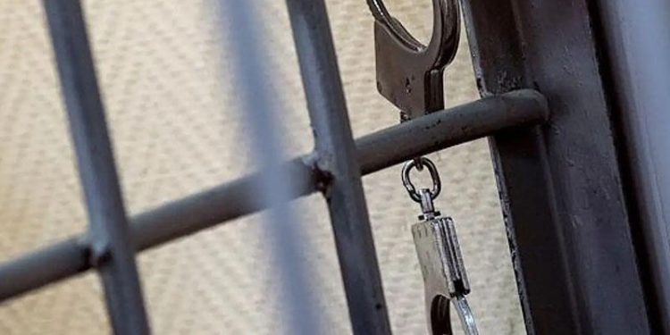 Həbsxanada qızını öldürən məhkum dünyasını dəyişdi