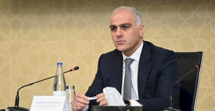 Nazir müavininin “pulsuz avtobus” fikri qalmaqal yaradıb: Əslində necə olub?