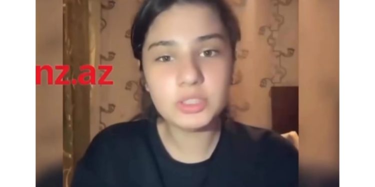Azərbaycanlı xanəndə Hadisənin konsertində böyük ekranda -VİDEO