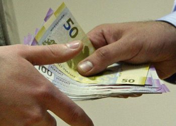 “Hər evdən 1000 manat istəyirlər” – Abşeronda nə baş verir?