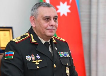 General rəisi vəzifəsindən azad etdi