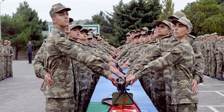 Hərbi toplanış kimlər üçün məcburi deyil?