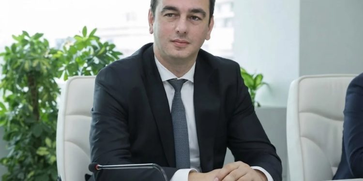 Fərhad Ələkbərov müdir təyin olundu