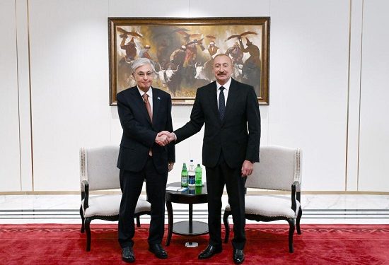 Prezident İlham Əliyevin Bişkekdə Qazaxıstan Prezidenti ilə görüşü keçirilib - FOTOLAR