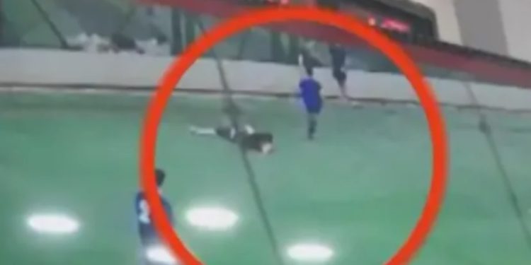 Bakıda futbol meydançasında 27 yaşlı gənc qəfil öldü - Anbaan Video