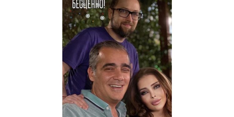 Rəşidə Behbudovun qızı həyat yoldaşı və oğlu ilə - FOTOLAR