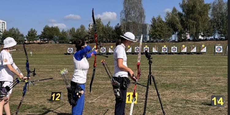Azərbaycan oxatanları Belarusda keçirilən beynəlxalq turnirdə medallar qazanıblar
