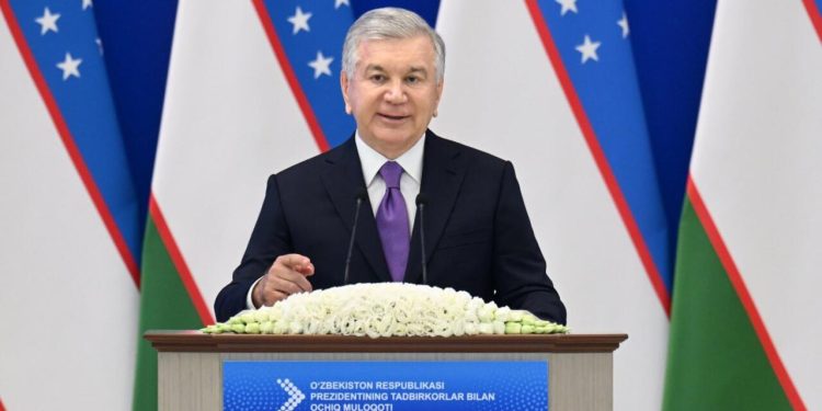 Şavkat Mirziyoyev “Heydər Əliyev” ordeni ilə təltif edilib