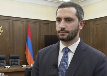 Ermənistan parlamentinə yeni sədr seçildi