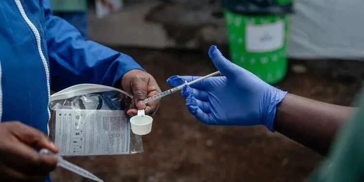 ÜST-dən Ebola ilə bağlı xəbərdarlıq: Xəstəlik yayılmaqda davam edir