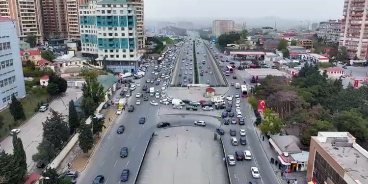 “Şamaxinka”da avtobuslarla bağlı dəyişiklik - Bu marşrutlar dayanacaqdan çıxarılır