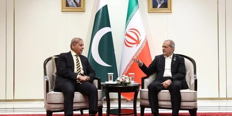 Pakistan və İran liderləri regional vəziyyəti müzakirə etdi