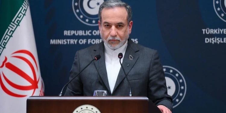 İran: Həm müharibəyə, həm diplomatiyaya hazırıq