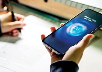 Gənclərin 47 faizi süni intellektə daha çox güvənir