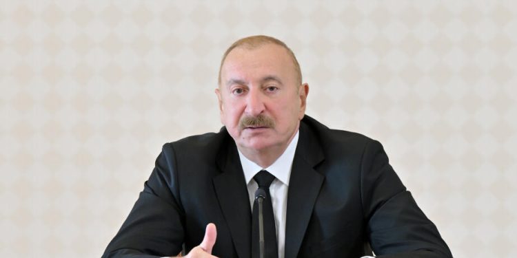 İlham Əliyev: Yeni proqram regionların sosial-iqtisadi inkişafına dair gündəliyimizi əks etdirir