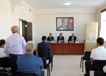 “Azərişıq” ASC-nin təşkilatçılığı ilə Şərurda fermer və sahibkarlarla görüş keçirilib
