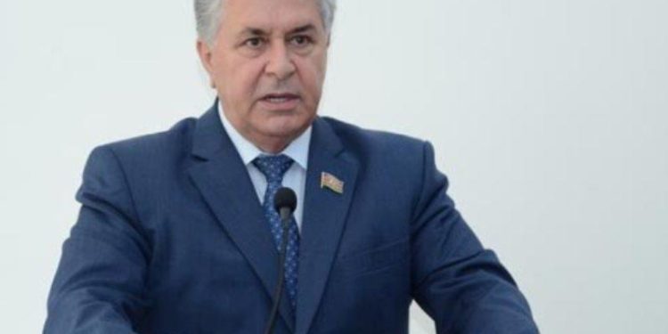 “Dedi, sir-sifətindən xeyir verənə oxşamırsan” - Deputat “qarpız məsələsi”ndən danışdı