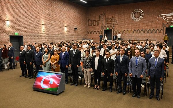 ASA-ya yeni qəbul olunmuş tələbələrlə görüş keçirilib-FOTOLAR