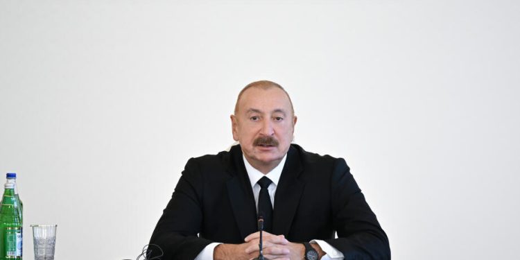 Prezident İlham Əliyev: Azərbaycan xalqı dünya mədəniyyətinə bir çox dahi şəxsiyyətlər bəxş edib
