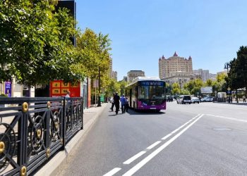 Bakıda yeni avtobus zolağı təşkil edildi