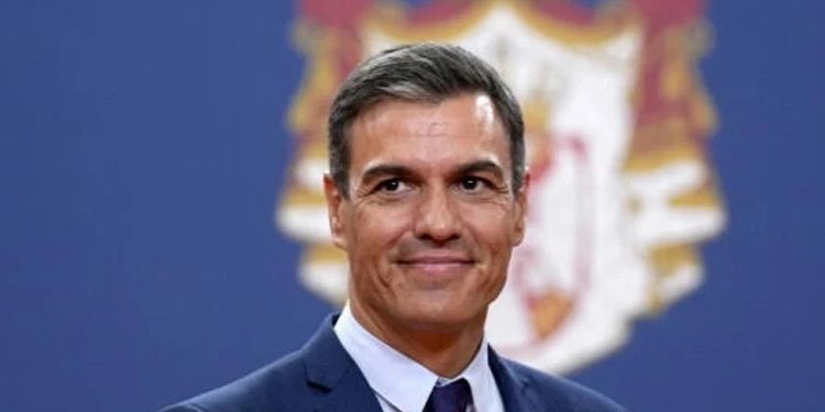 Sançez Türkiyədəki məktəbə təşəkkür məktubu göndərib