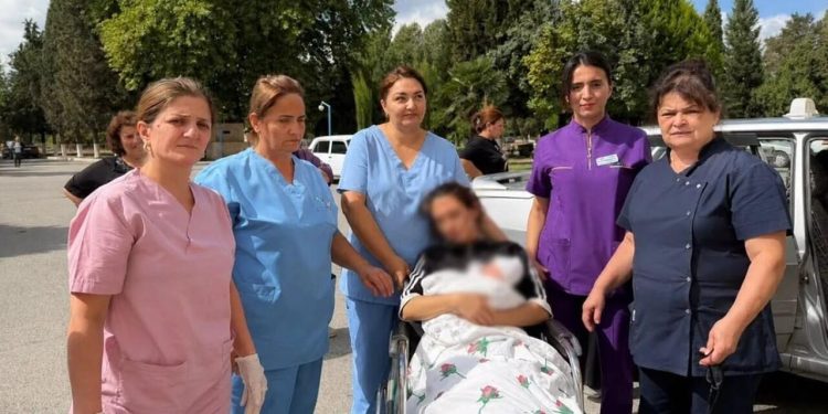 Bərdədə ana xəstəxanaya çatmamış doğuş etdi