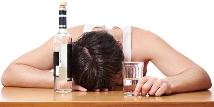 Alkoqol içənlərin beynində nə baş verir? - Alimlər səbəbini açıqladı