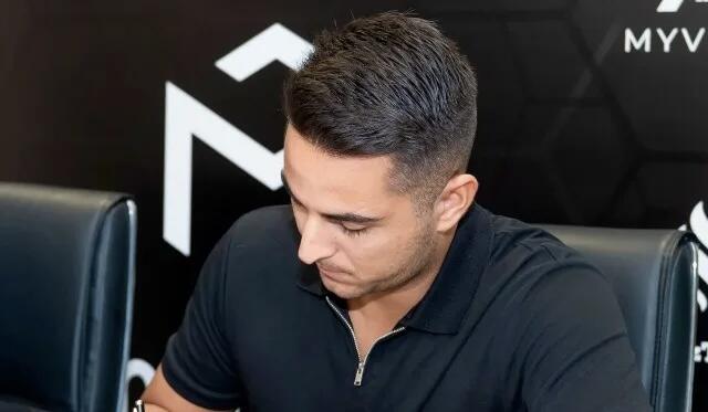 “Şəfa” Tiaqo Silvanı transfer etdi