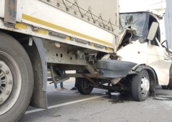 Yevlaxda ağır qəza: Yük maşınları toqquşdu, yaralanan var