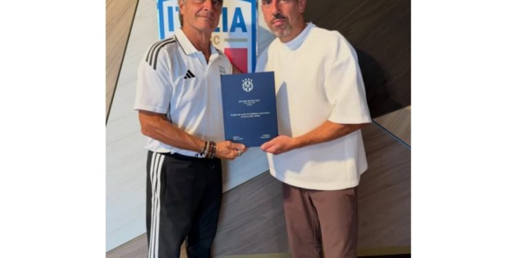 Frank Riberi məşqçiliyə başlayır