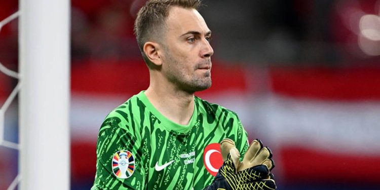Mert Günok Türkiyə millisindən ayrıldı