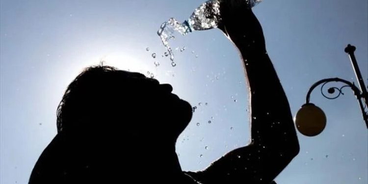 Dünya avqustda rekord istilərdən birini yaşadı