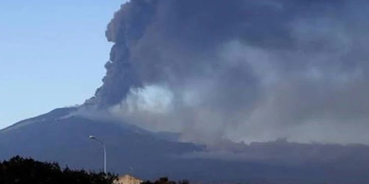 Etna vulkanı yenidən fəallaşıb