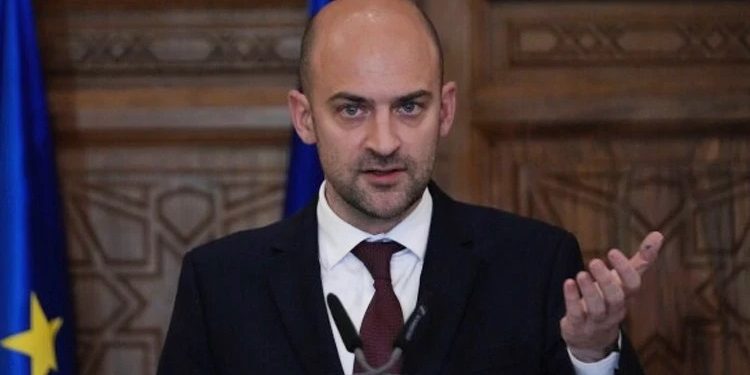 Fransa İsraili Qərb sahilindəki siyasətinə görə tənqid edib