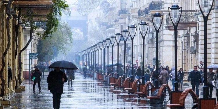 Sabah Bakıda hava dəyişir: Külək, yağış - Proqnoz