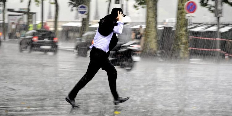 Hava kəskin dəyişir: Leysan, dolu, qar və sel xəbərdarlığı